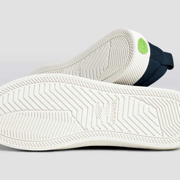Cariuma OCA Navy Low Canvas Sneakers Unisex NIB Unisex Men's 9 Women's 10.5 - Picture 3 of 10